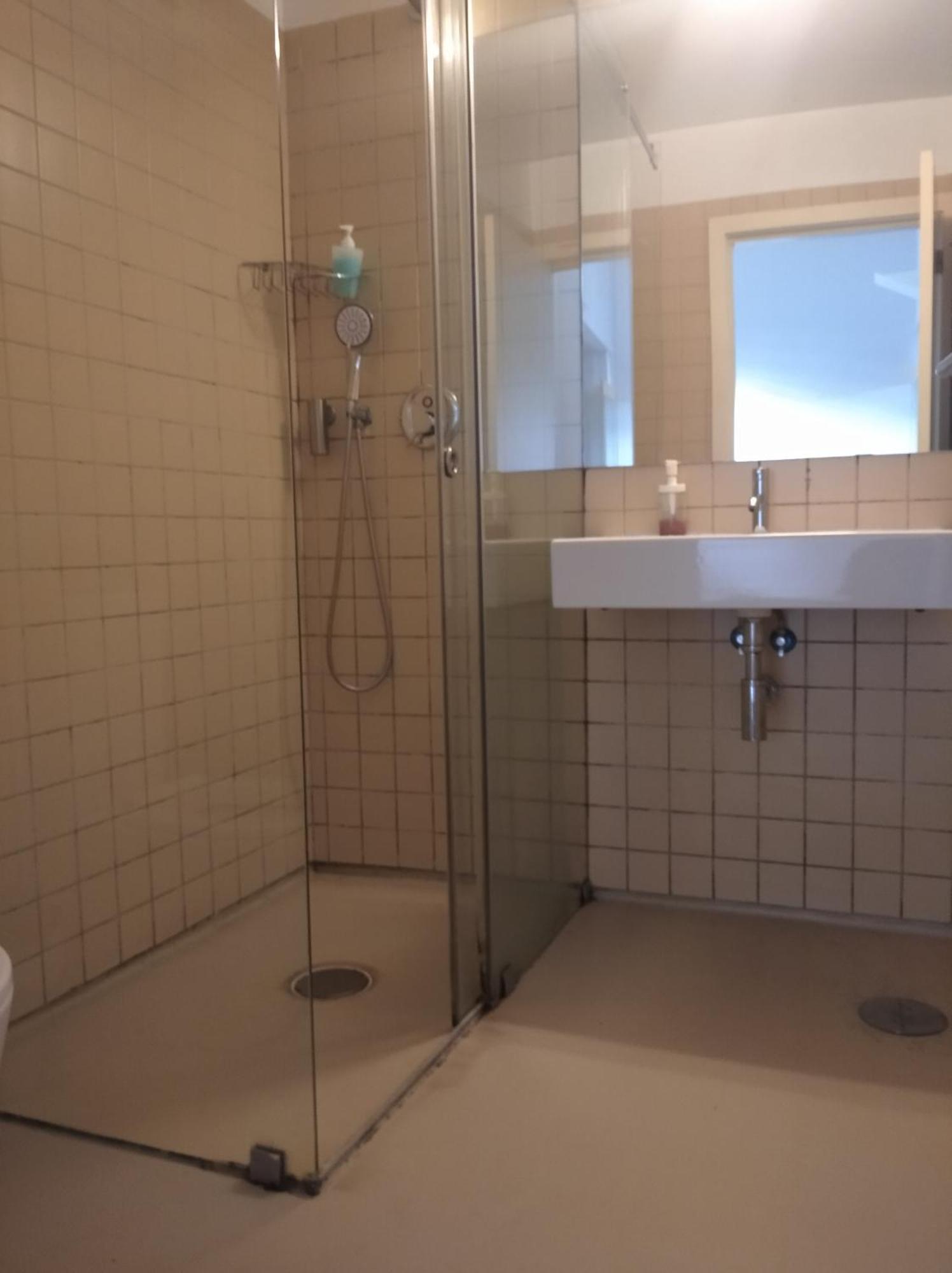 Metro Campanha Apartment