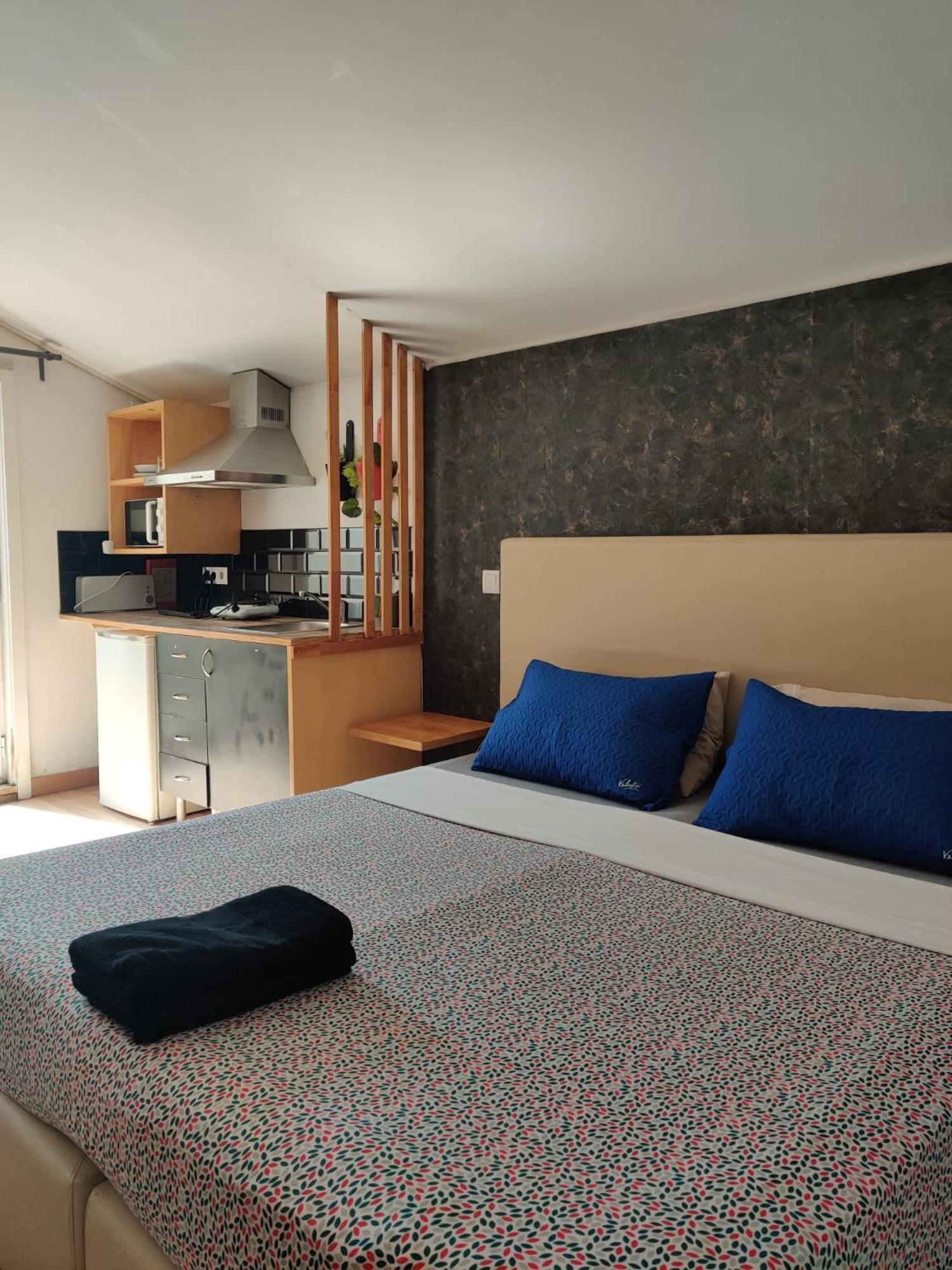 Metro Campanha Apartment *